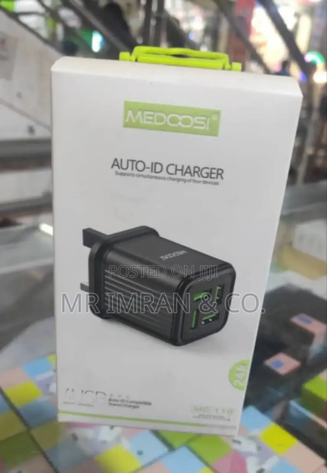 Medoosi Auto-Id 4ports Travel Charger.