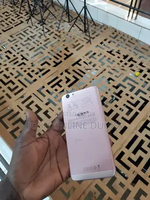 Oppo F1s 64 GB Pink