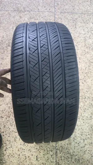 245/45r17 Laufren Foreign Used Tyres Made in Indonesia