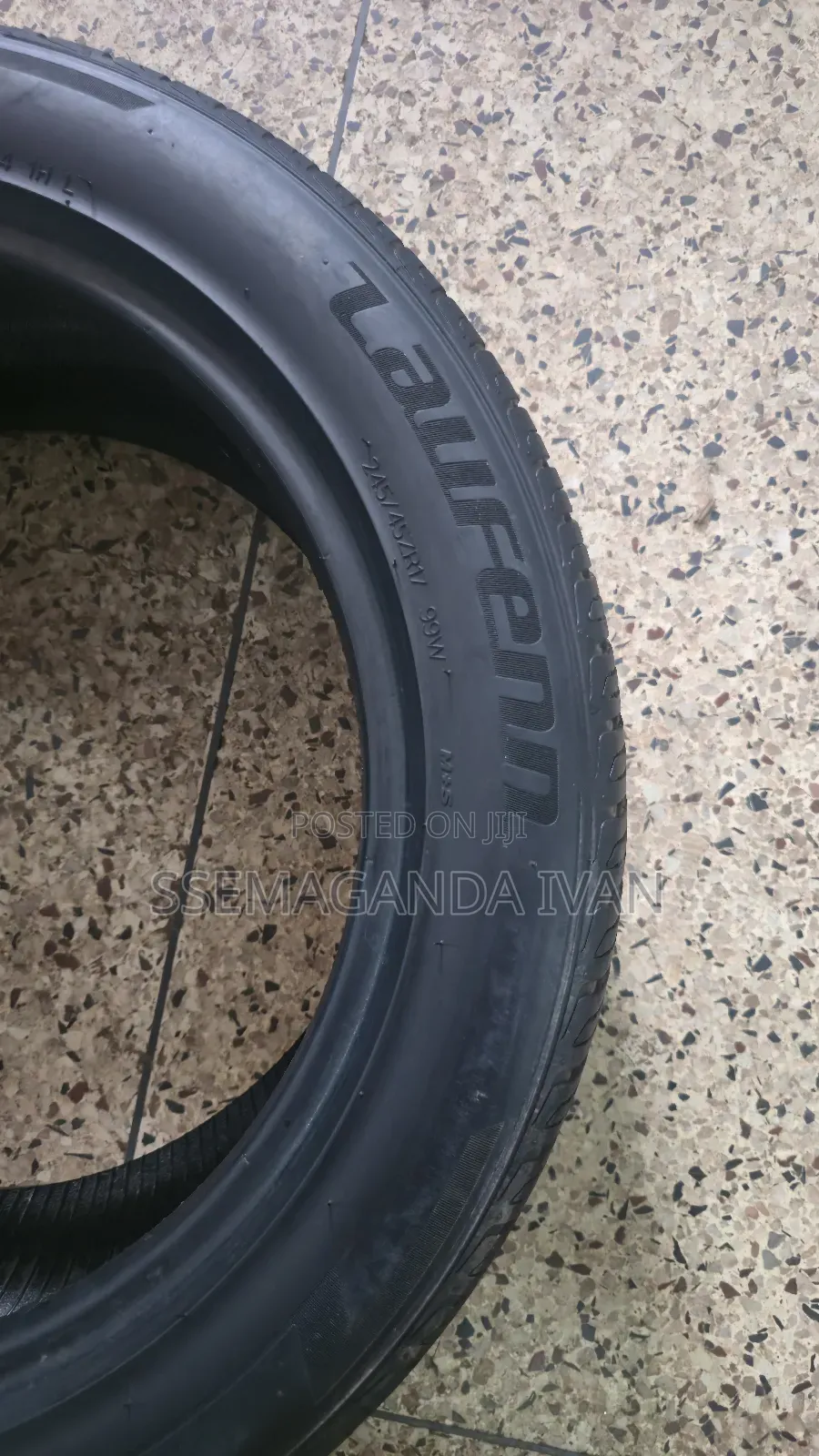 245/45r17 Laufren Foreign Used Tyres Made in Indonesia