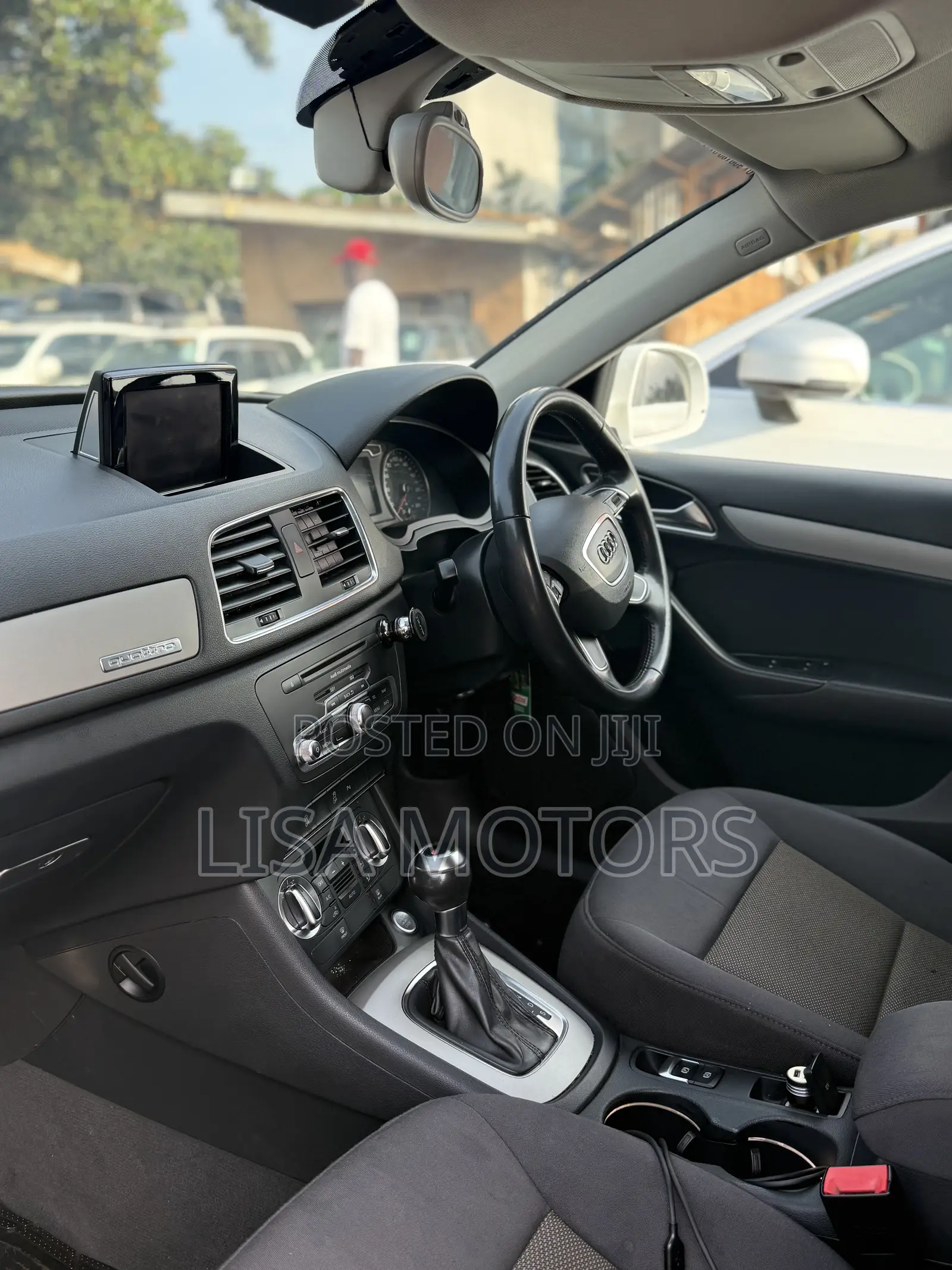 Audi Q3 2.0 TDI 177hp quattro 2011 White