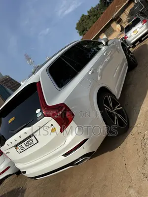 Volvo XC90 T6 R-Design AWD (2.0L 4cyl 8A) 2017 White