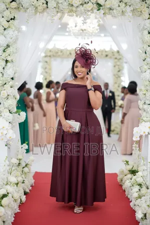 Maroon Round Wedding Dresses for Ladies