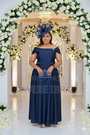 Maroon Round Wedding Dresses for Ladies