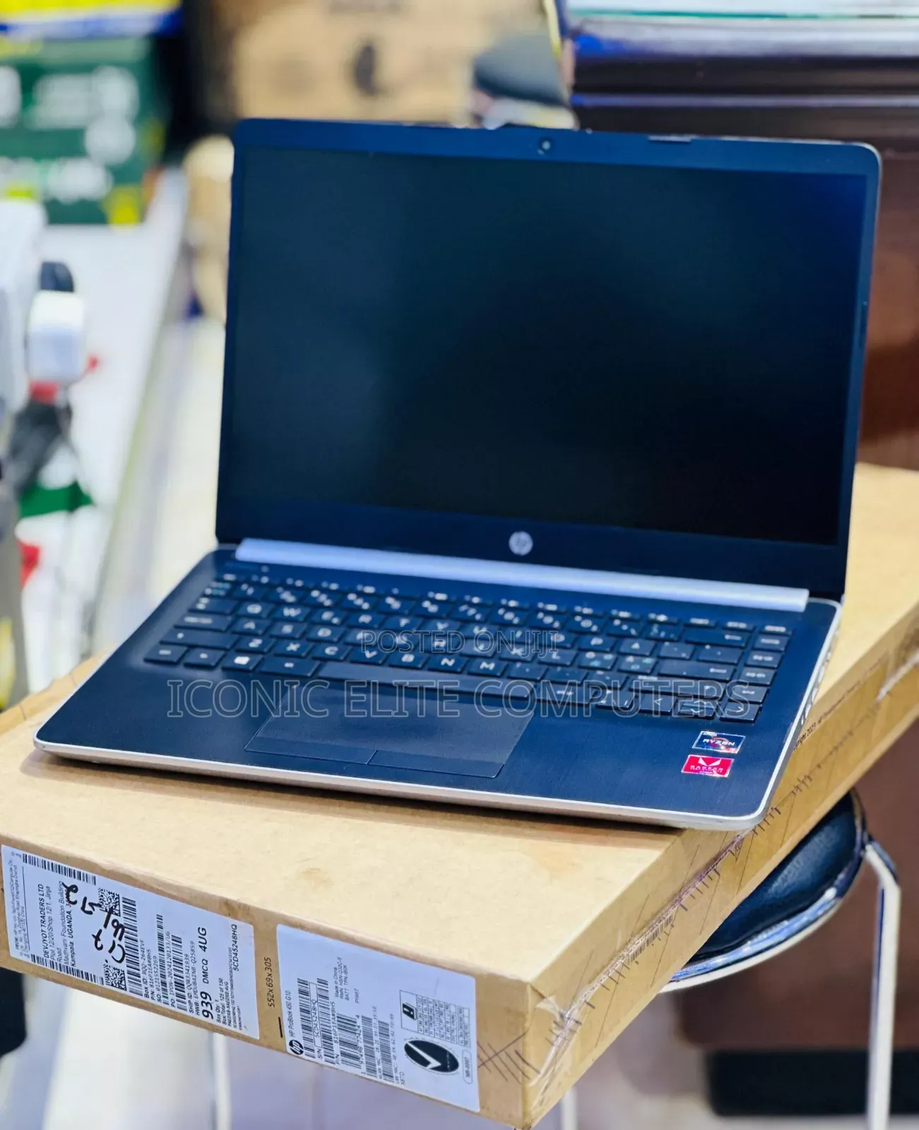 New Laptop HP 14S 8GB AMD Ryzen 3 SSD 256GB