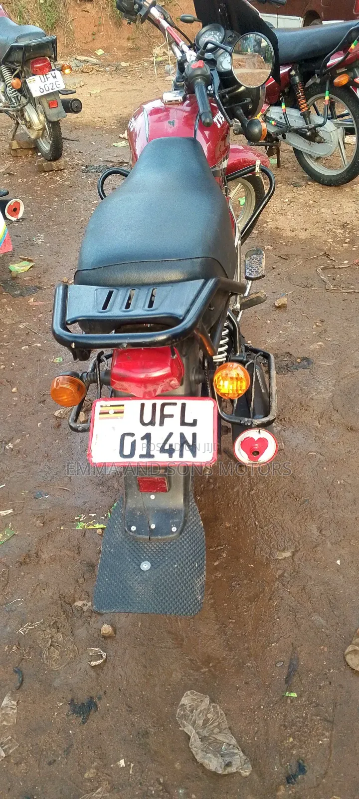 TVS HLX 125 2022 Red