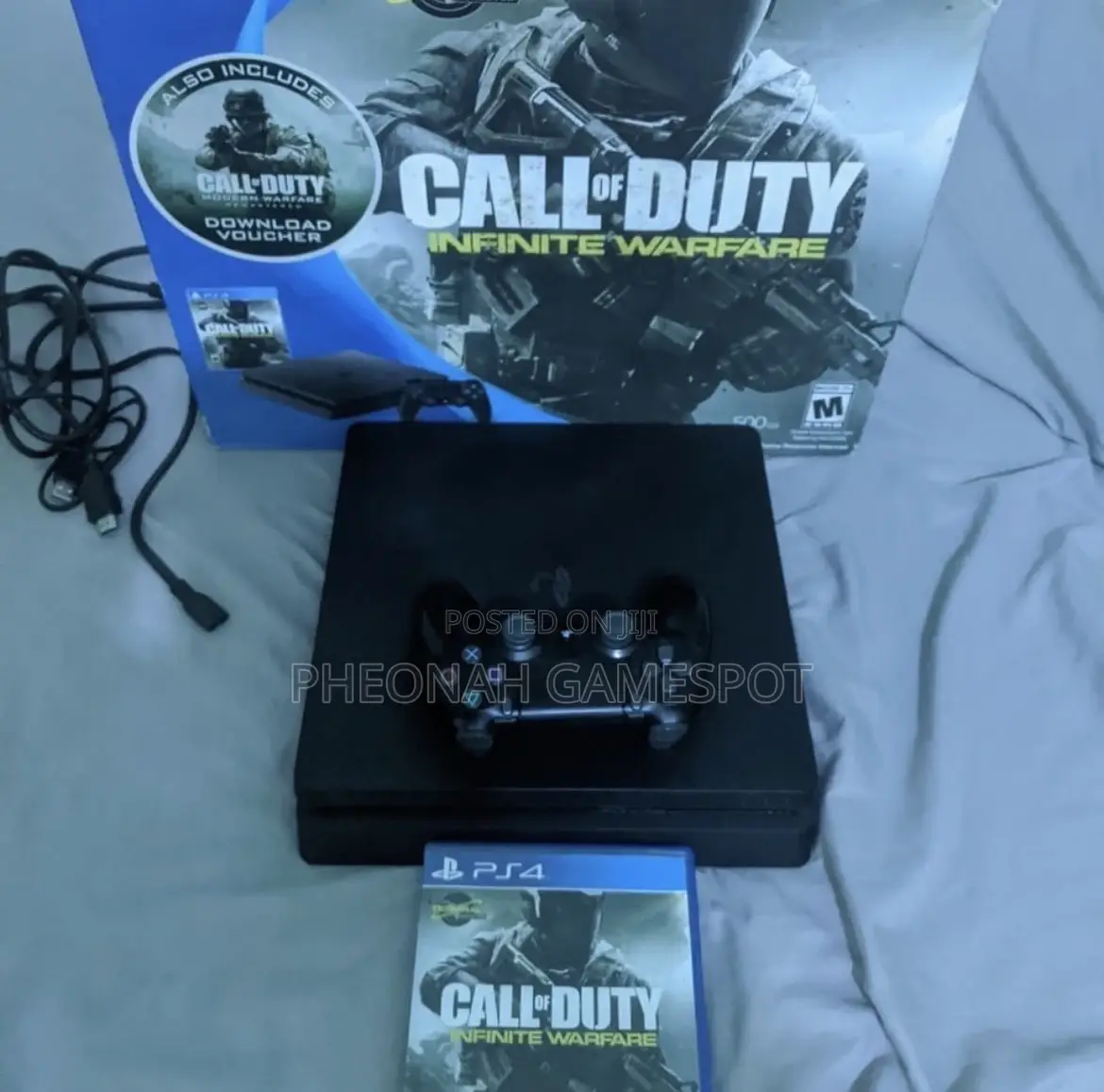 Playstation 4, 2 Pads, 12 Games Loaded, Fast and Reliable Unit.
