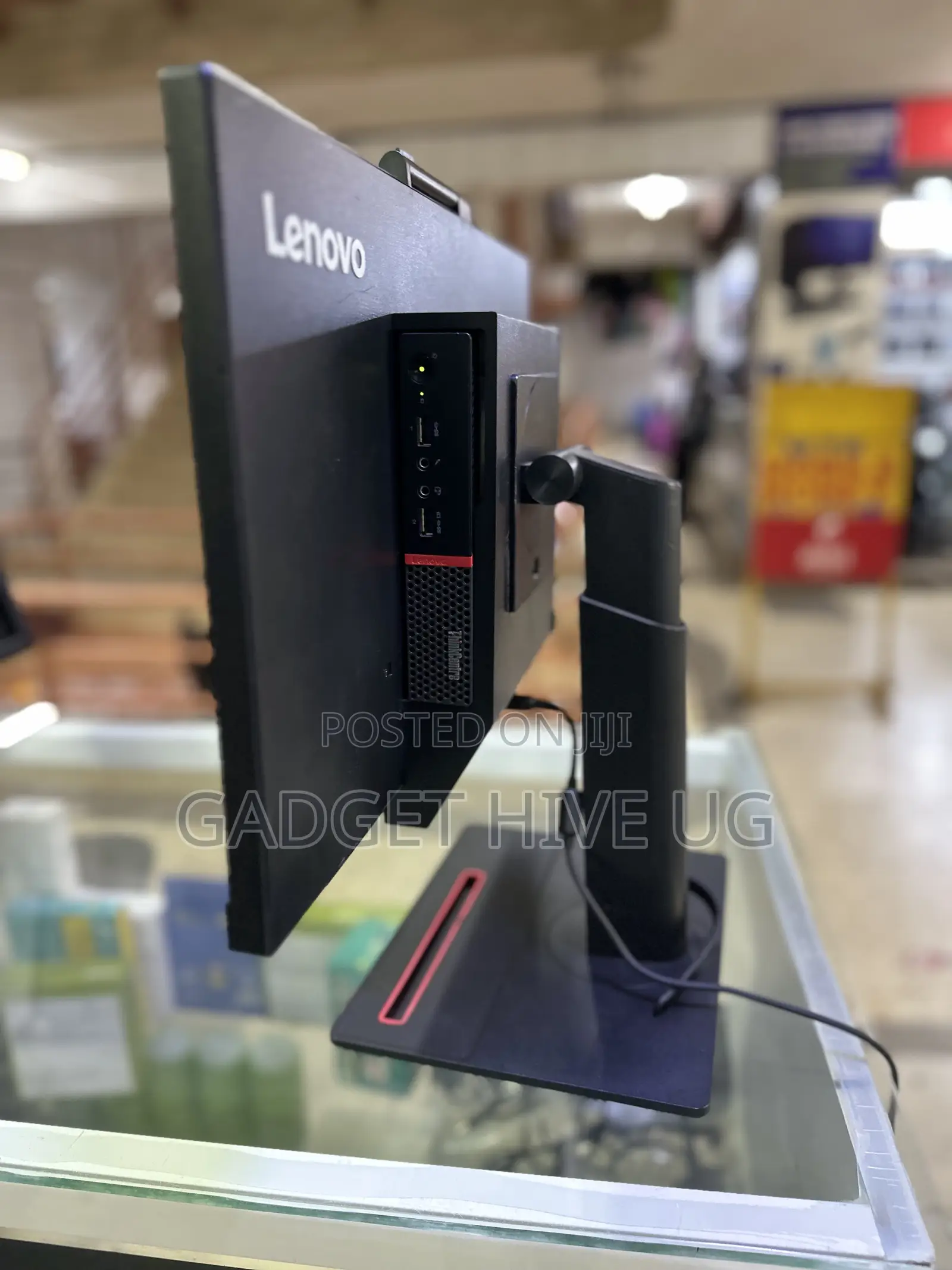 Desktop Computer Lenovo ThinkCentre 22 8GB Intel Core i5 HDD 500GB