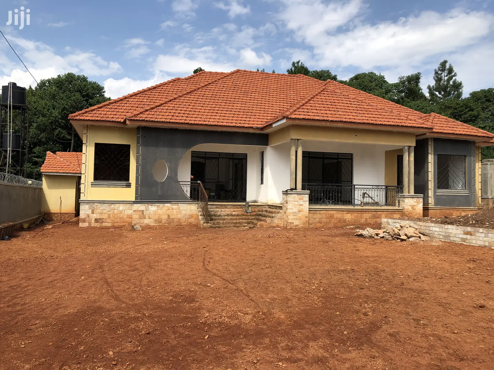 Kira Executive Mansion on Sell