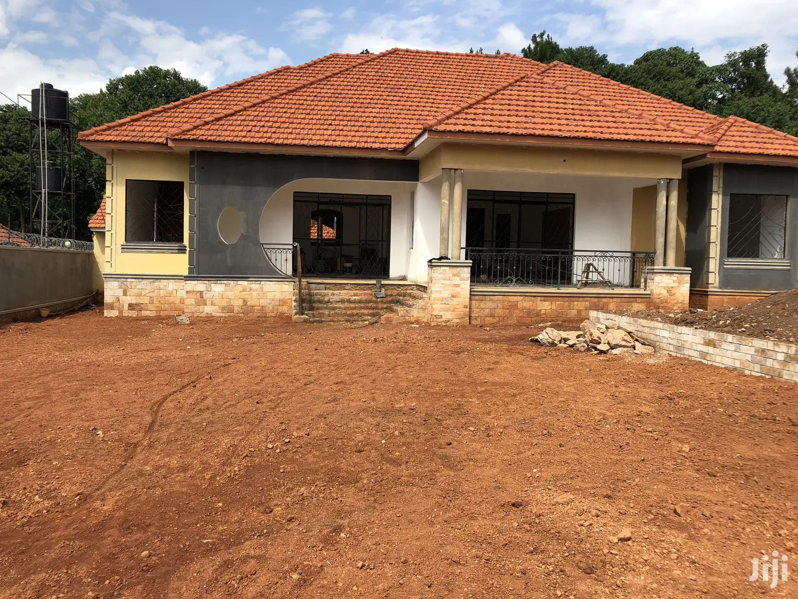 Kira Executive Mansion on Sell