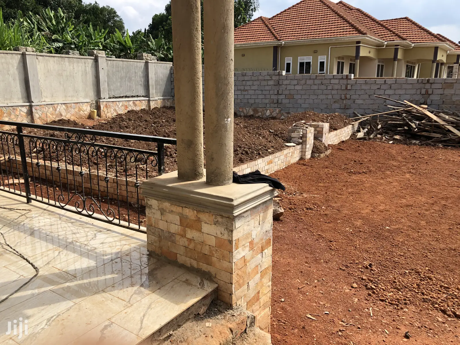 Kira Executive Mansion on Sell