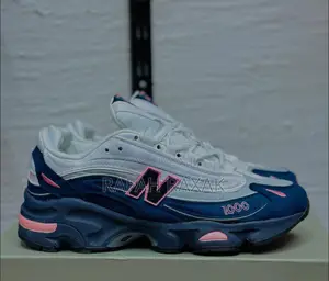 Classic Unisex New Balance 1000 “Nautical Coral” Sneakers