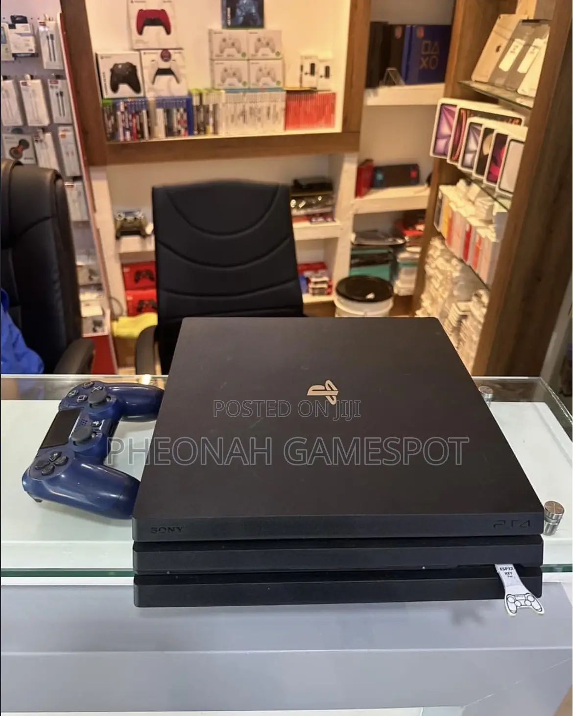 Ps4 Console, 2 Controllers and 20 Games, Perfect for Fun Anytime.