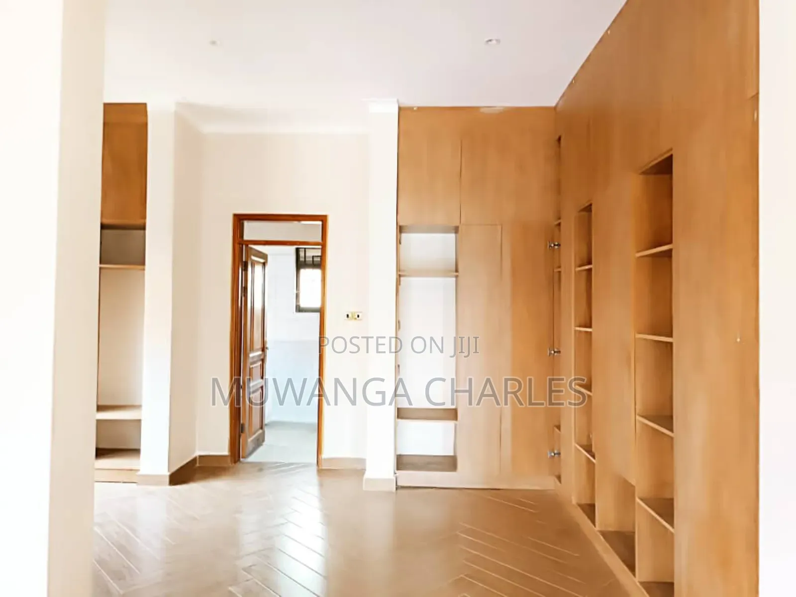 5bdrm Duplex in Fs Properties Ltd, Kira for sale