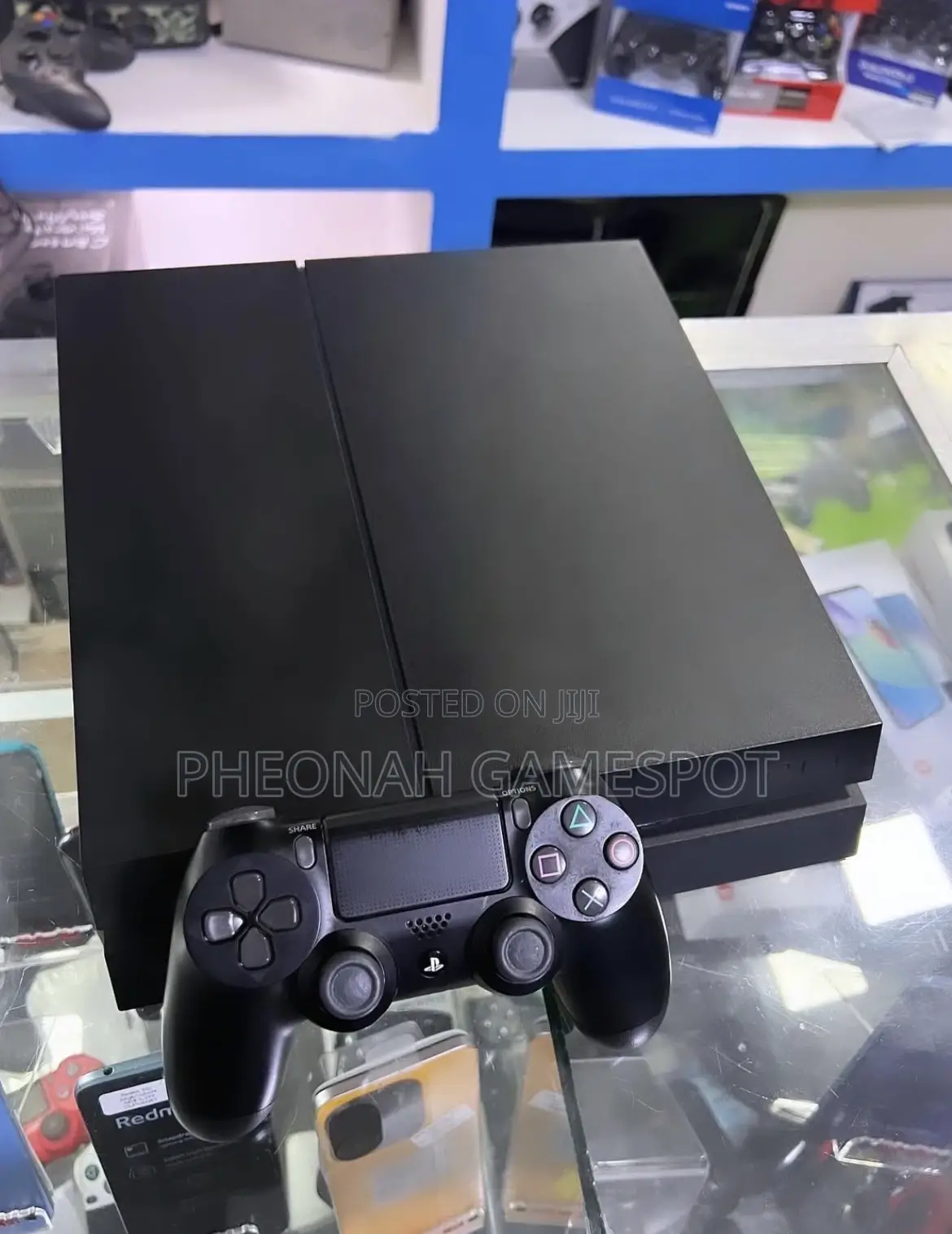 Playstation 4, 2 Pads, 16 Loaded Games, Fast and Clean Performance.