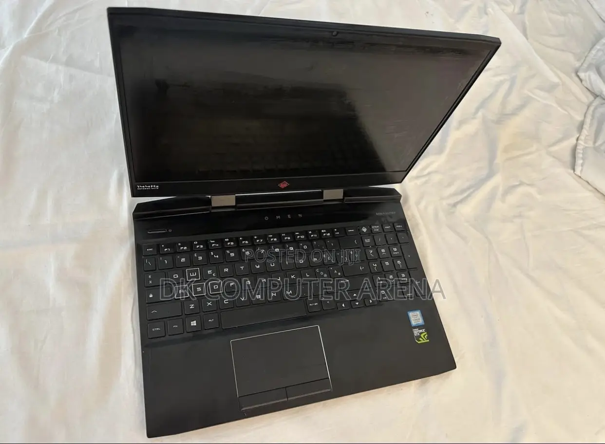 Laptop HP Omen 16 24GB Intel Core I5 SSHD+SSD 1T