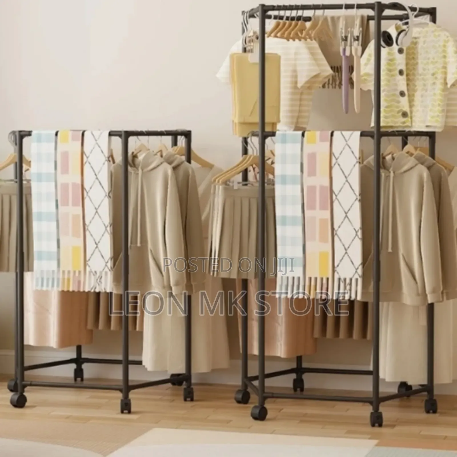 Rotating Clothes Rack