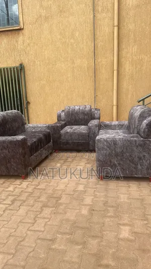 Modern Sofa Set