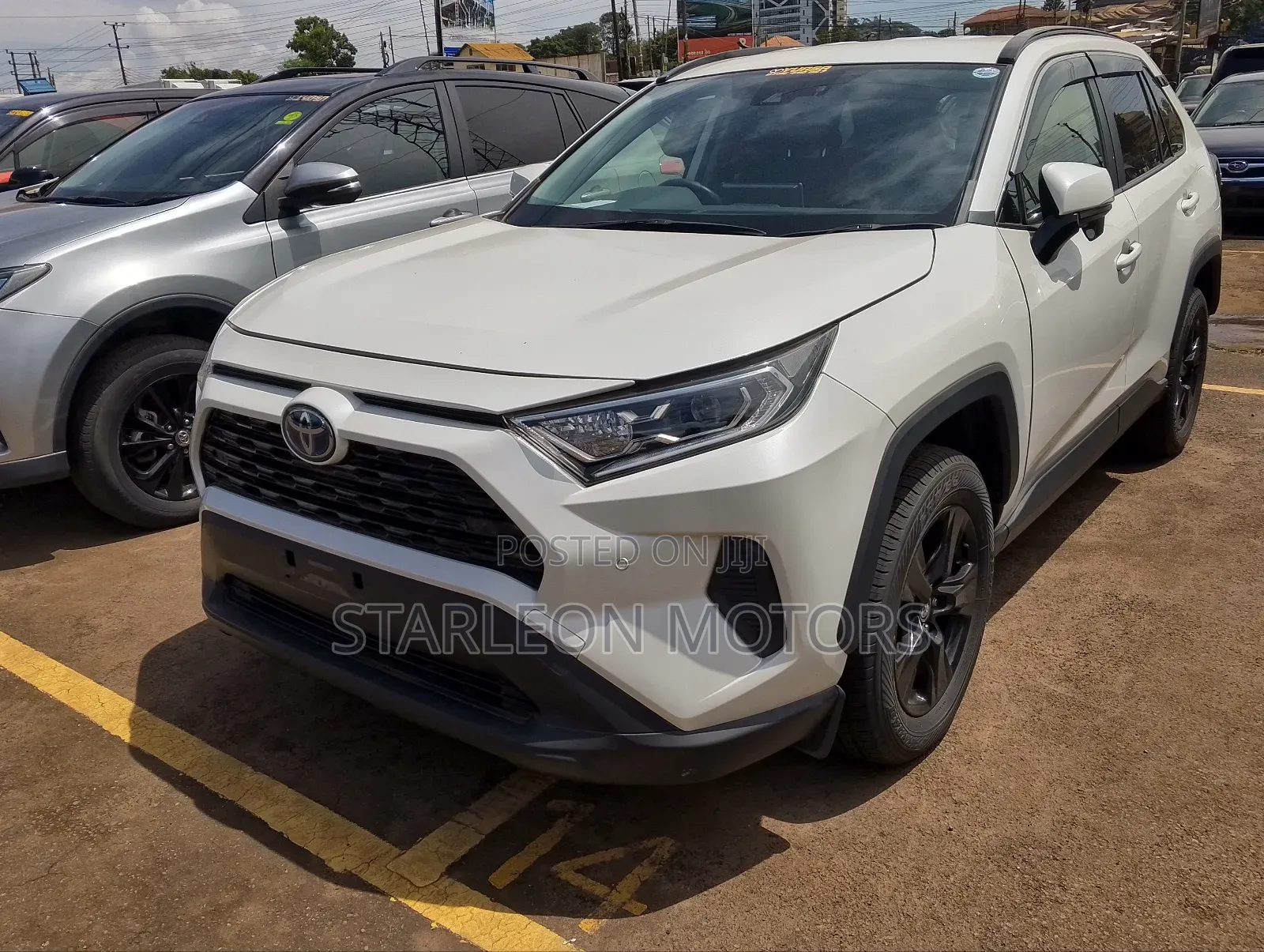 Toyota RAV4 Adventure AWD 2020 White