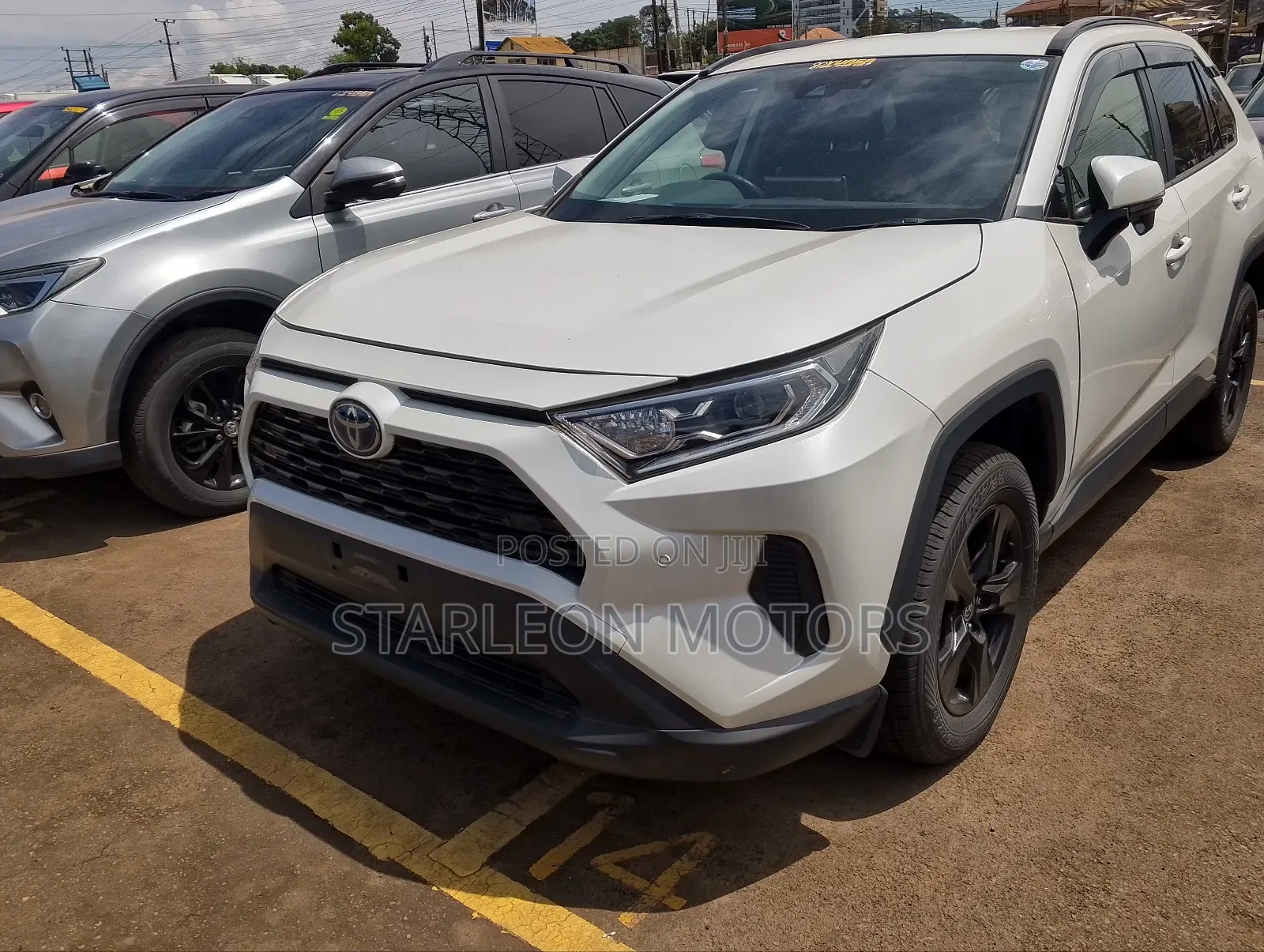 Toyota RAV4 Adventure AWD 2020 White