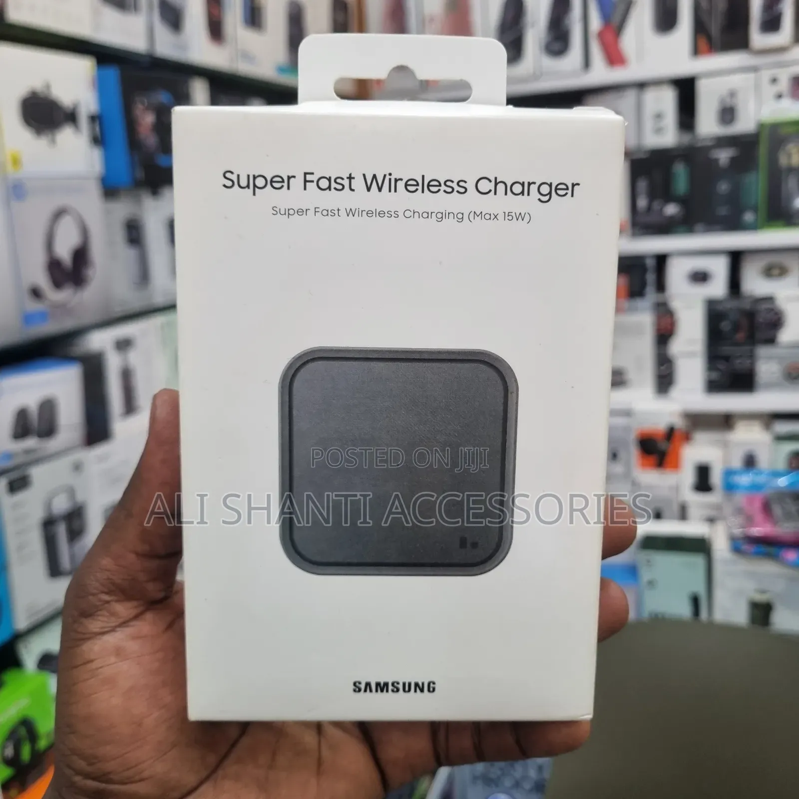 Super Fast Wireless Charger
Super Fast Wireless Charging (Max 15w)