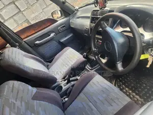 Toyota RAV4 Base 4x4 1997 White