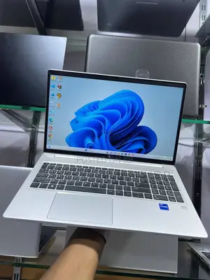 New Laptop HP ProBook 640 G8 16GB Intel Core I5 SSHD+SSD 512GB