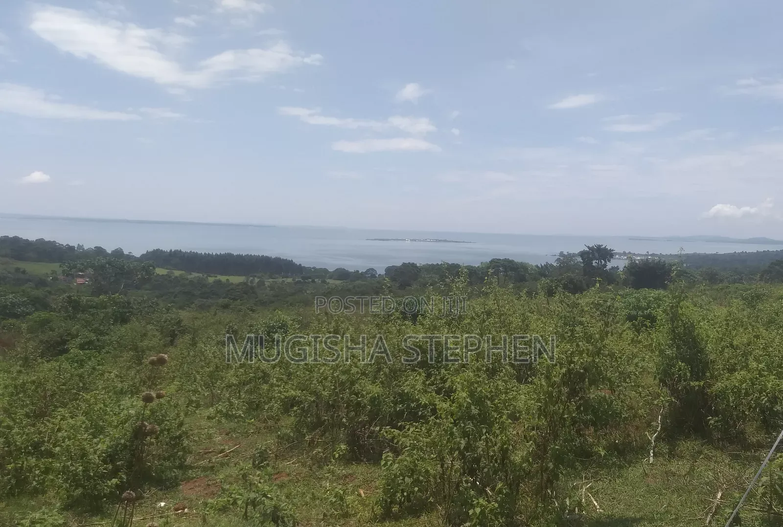 Lake View Private Mailo Land, 100ft by 100ft