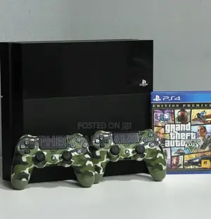 Ps4 Console, 2 Controllers and 20 Games, Perfect for Long Sessions.