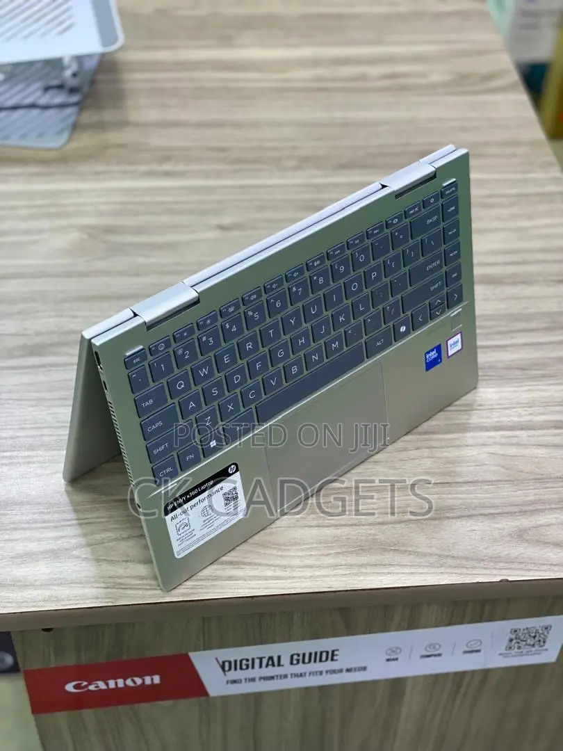 New Laptop HP Envy X360 16GB Intel Core 7 SSD 512GB