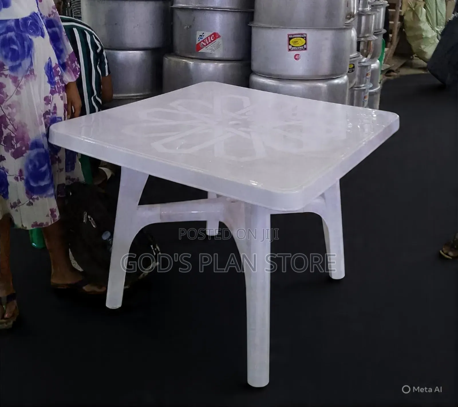 Outfit Plastic Table Plastic Table 4people