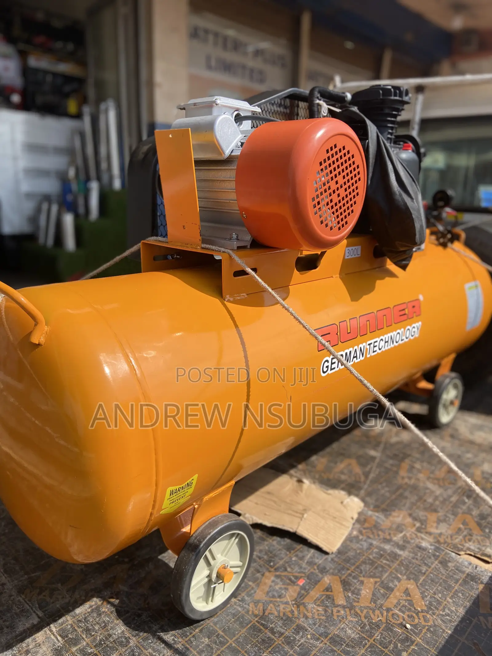 Electric Air Compressor 300ltrs