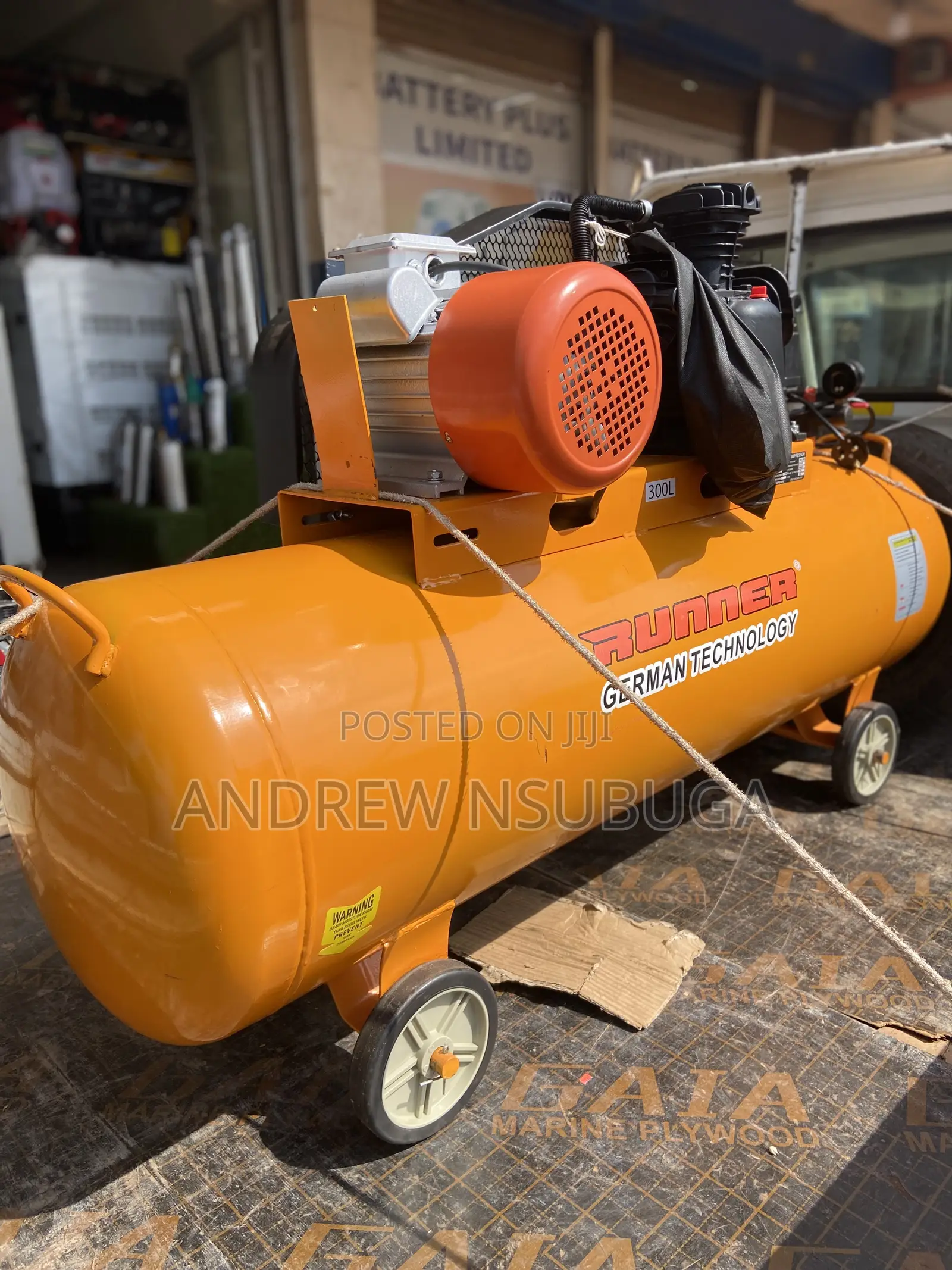 Electric Air Compressor 300ltrs