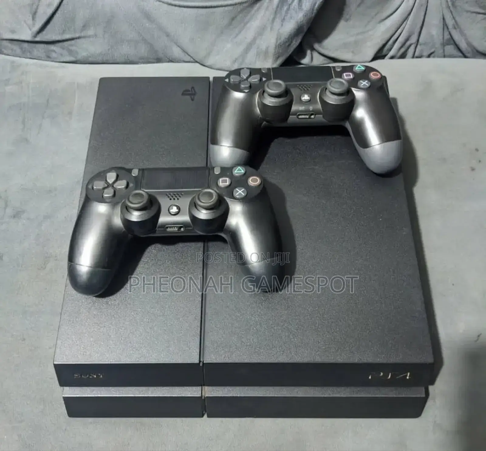 Playstation 4, 2 Pads, 12 Games Loaded, Perfect For Family Fun.