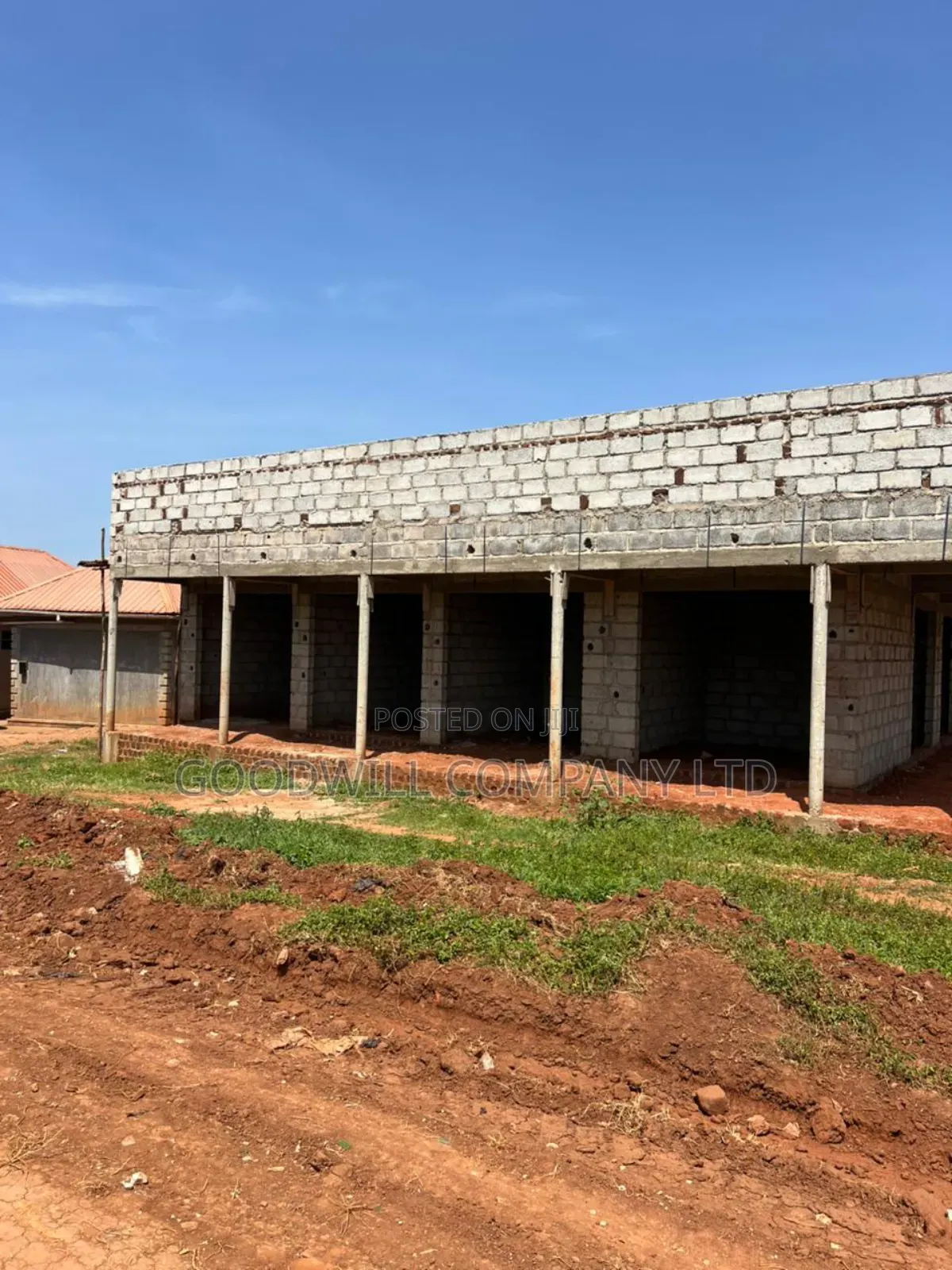 Shell Commercial House/Shops on 15 Decimals of Land in Nakwero