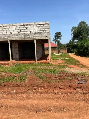 Shell Commercial House/Shops on 15 Decimals of Land in Nakwero