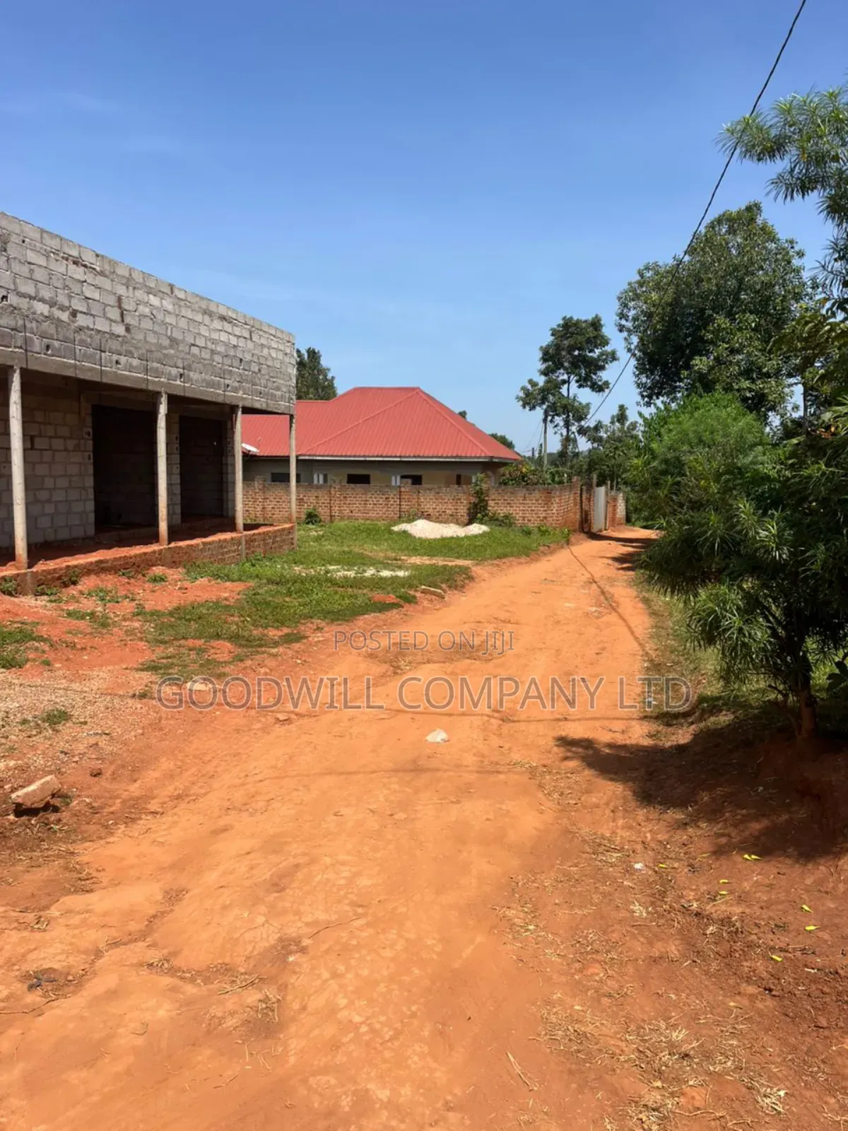 Shell Commercial House/Shops on 15 Decimals of Land in Nakwero