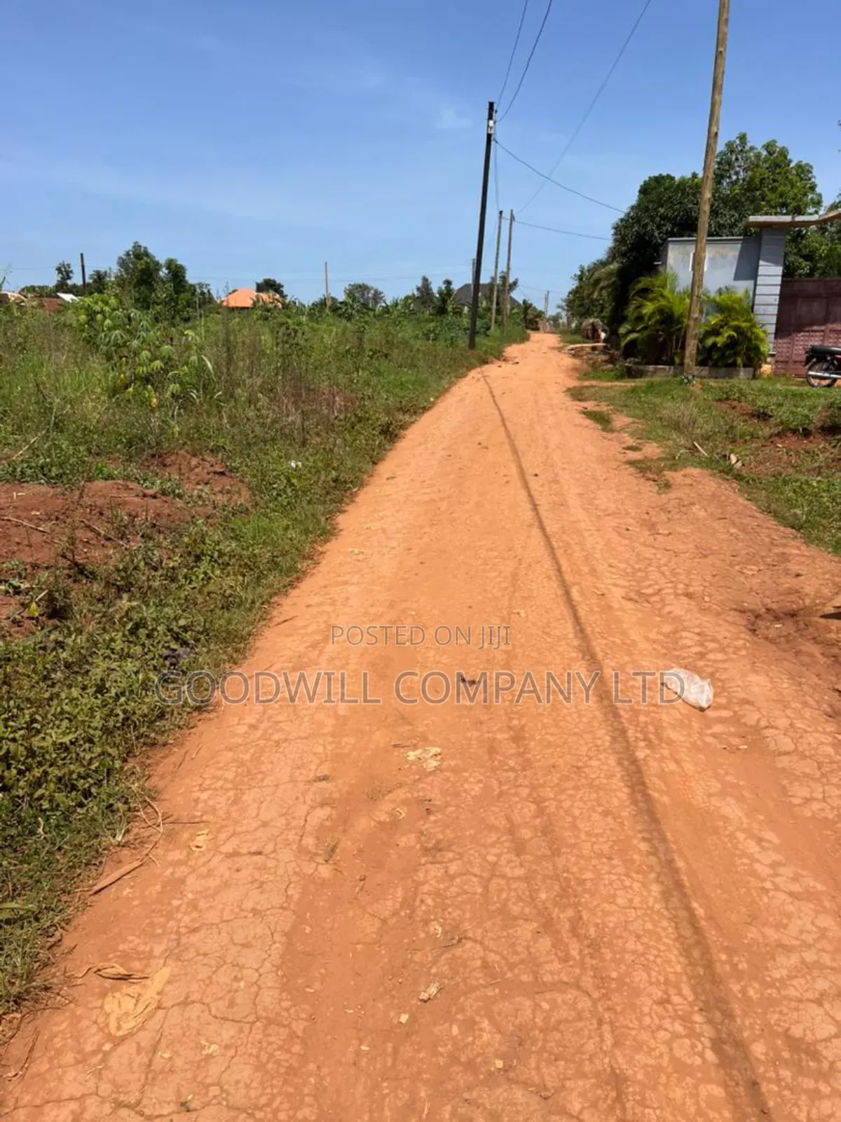 32 Decimals of Land in Kijabijjo Gayaza Behind the Town