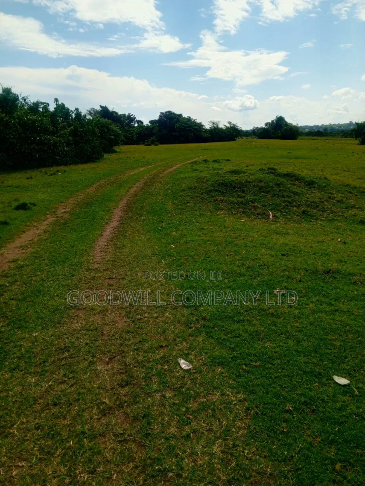 100ares of Land in Nsasi Mpiji Masaka Road