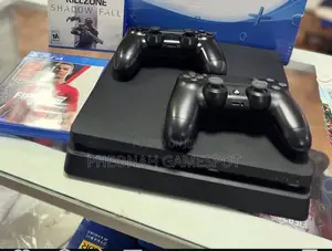 Ps4 Console, 2 Controllers and 12 Games, Fast and Fully Tested.