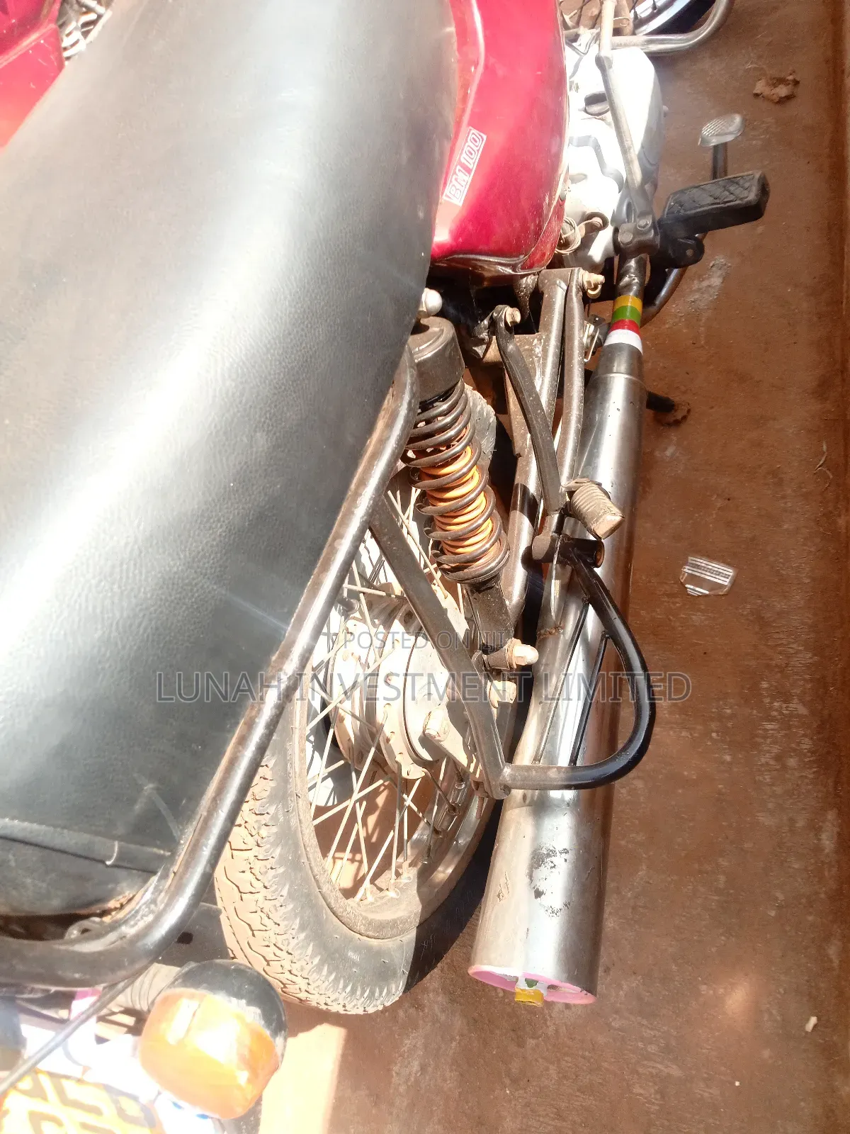 Bajaj Boxer 100 2020 Red
