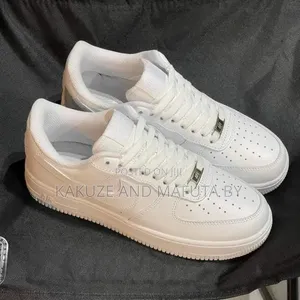 Nike Air Force 1 Low Triple White Premium Sneaker