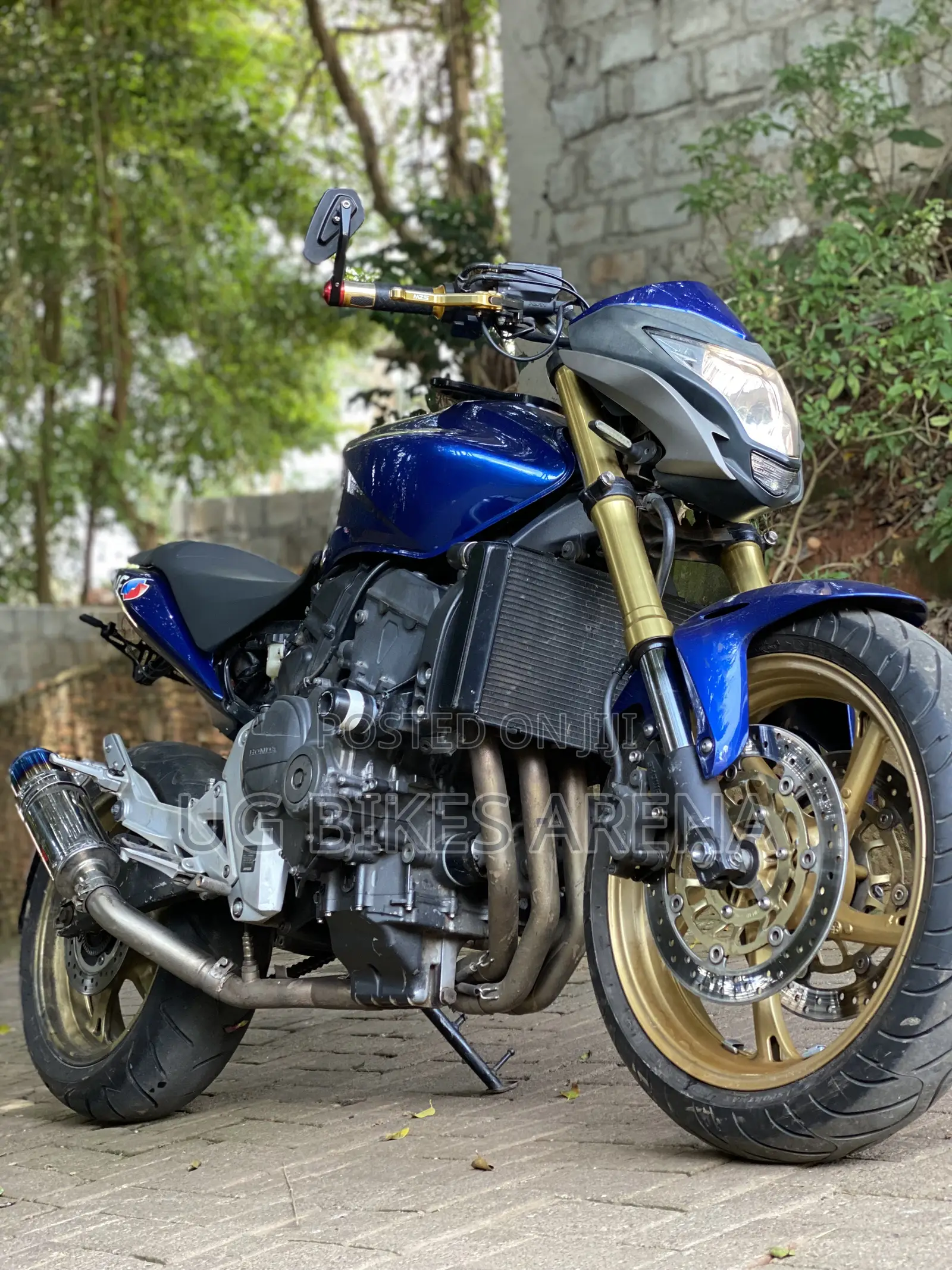 Honda Hornet 2016 Blue