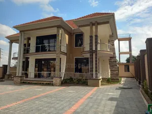 Furnished 6bdrm Duplex in Kira, Central Division for sale