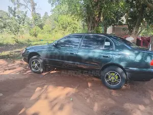 Toyota Corona 1994 Green