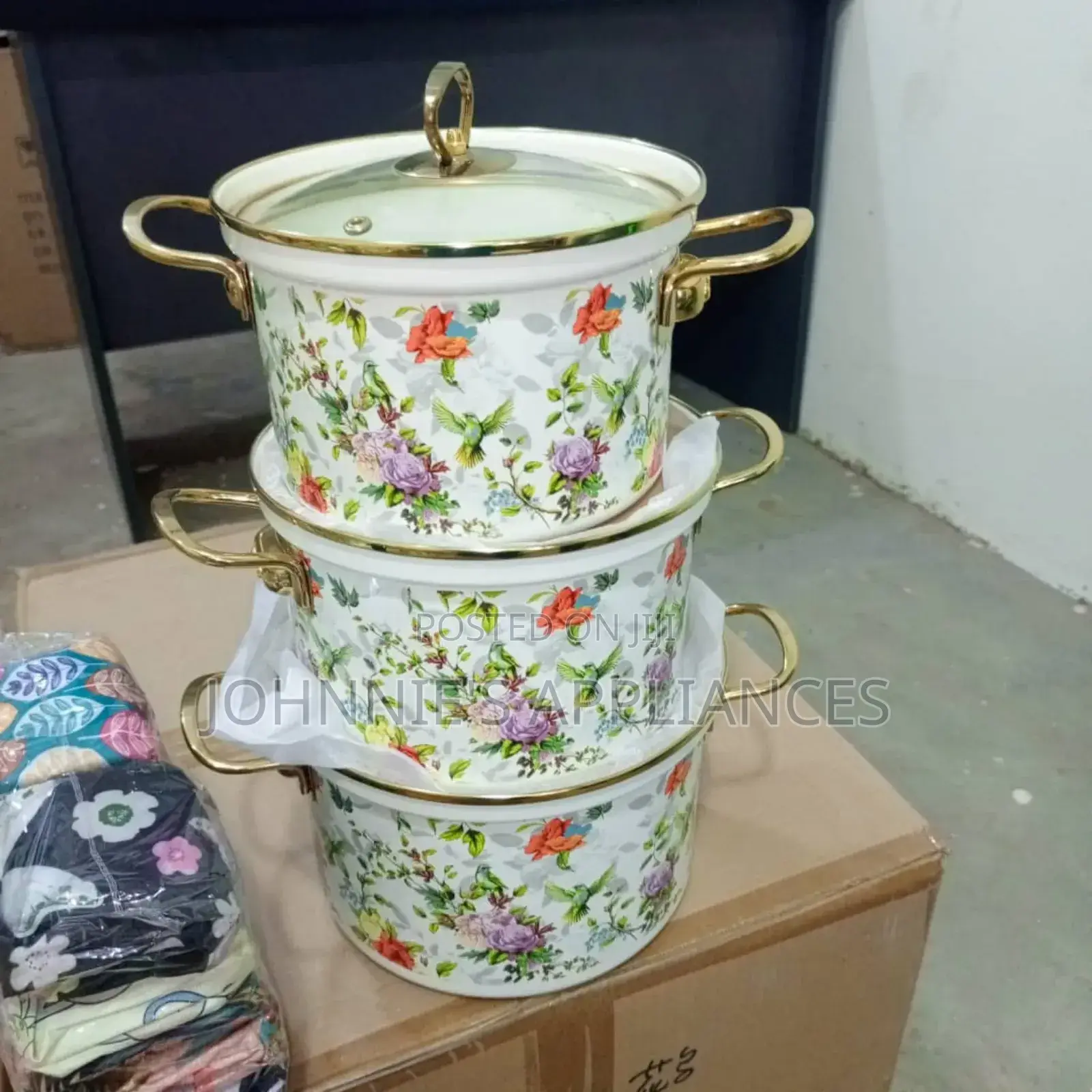 Floral Enamel Cooking Pot Set With Golden Handles – 3 Pieces