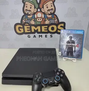 Playstation 4, 2 Pads and 20 Games, Powerful and Stable System.