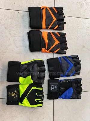 Slazenger Gold Gym Gloves Original Material Each Pair Selling at 
