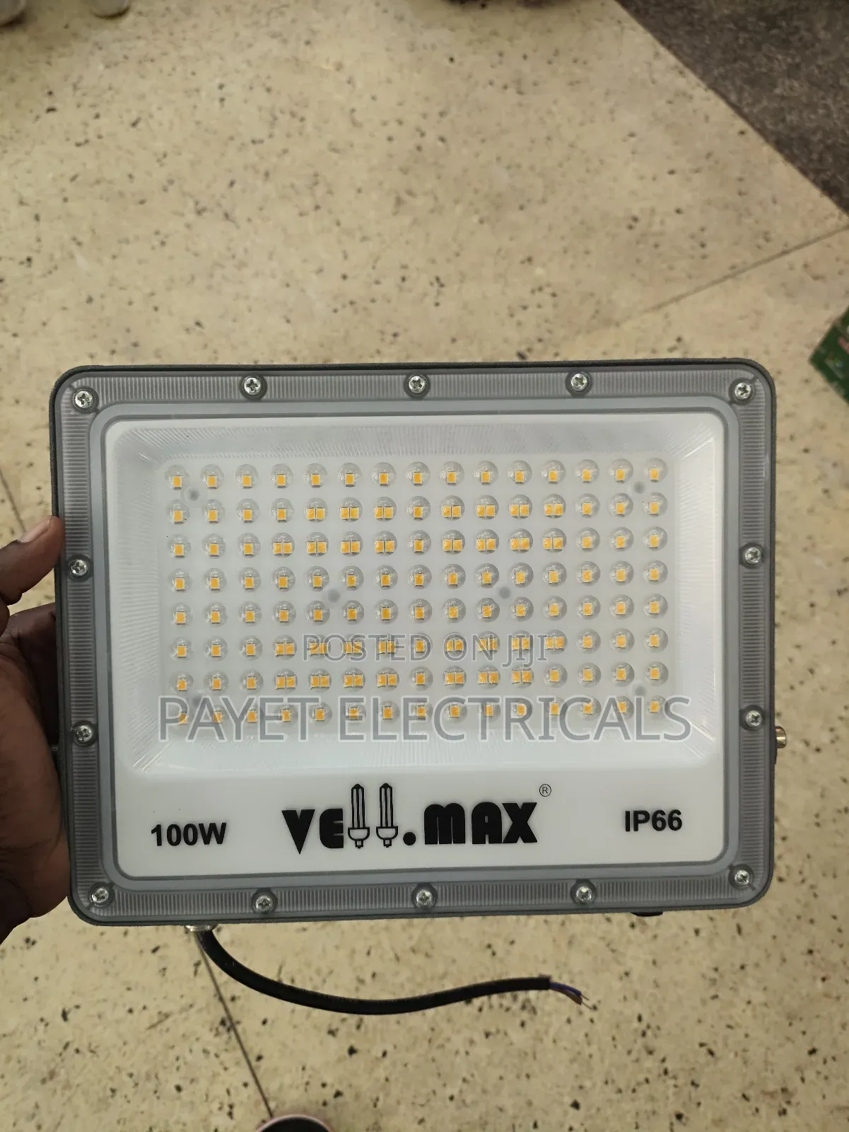 Bright Standard Warm White Floodlight for 100watts