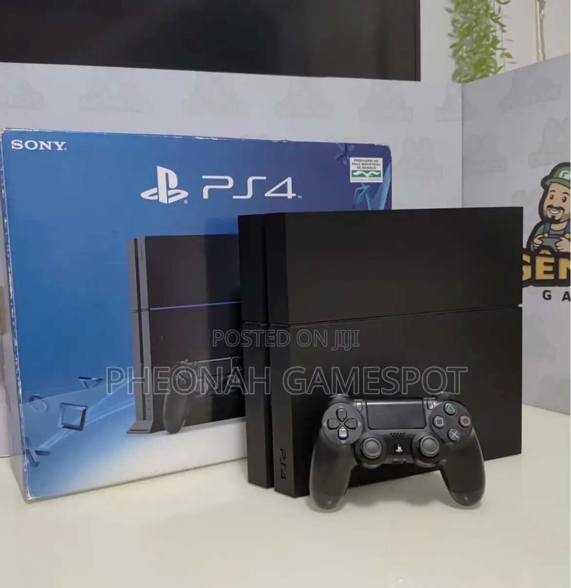 Playstation 4, 2 Pads and 16 Games, Clean Fast Bundle for Gaming.